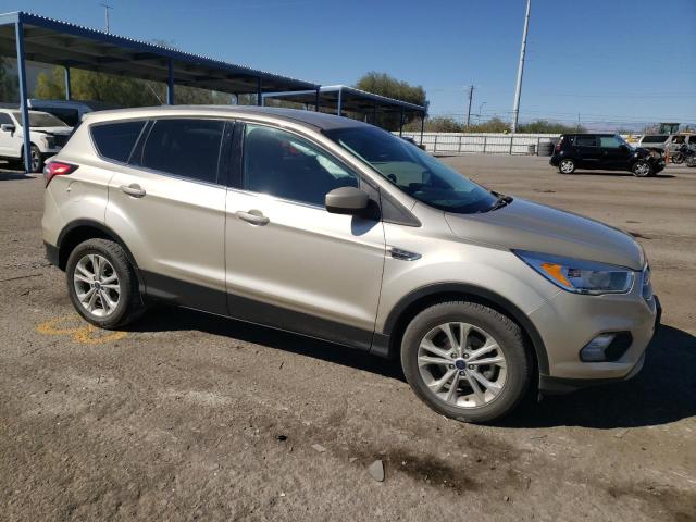 VIN 1FMCU0GD5HUC51140 2017 Ford Escape, SE no.4