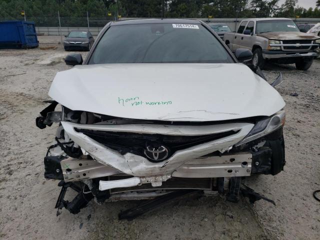 VIN 4T1BZ1HK2KU024737 2019 Toyota Camry, Xse no.5