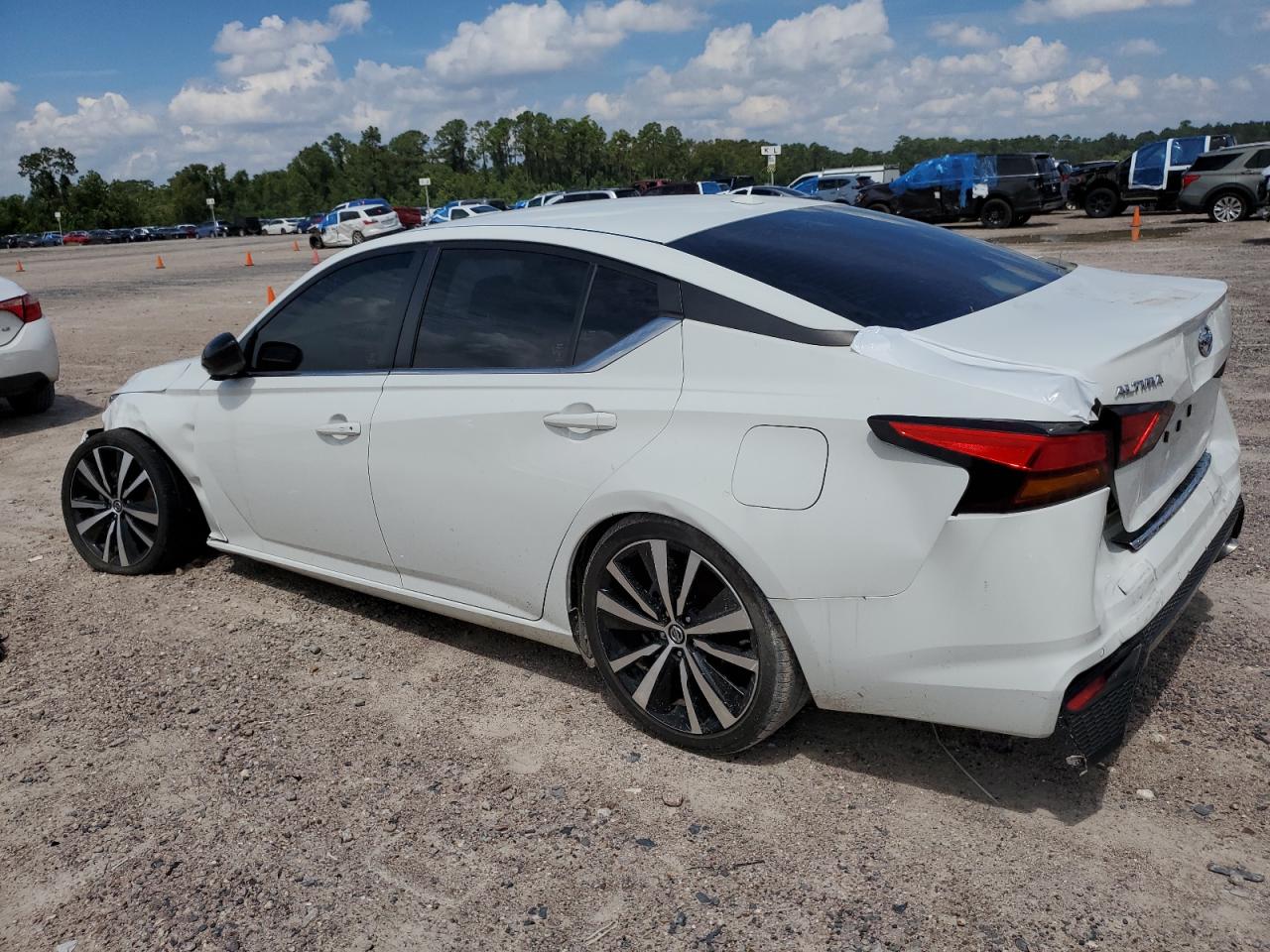 Lot #3048661761 2022 NISSAN ALTIMA SR