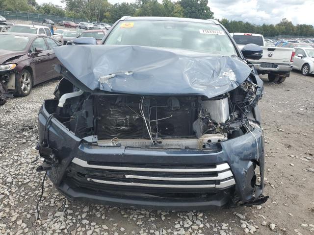 VIN 5TDJZRFH3JS496115 2018 Toyota Highlander, SE no.5