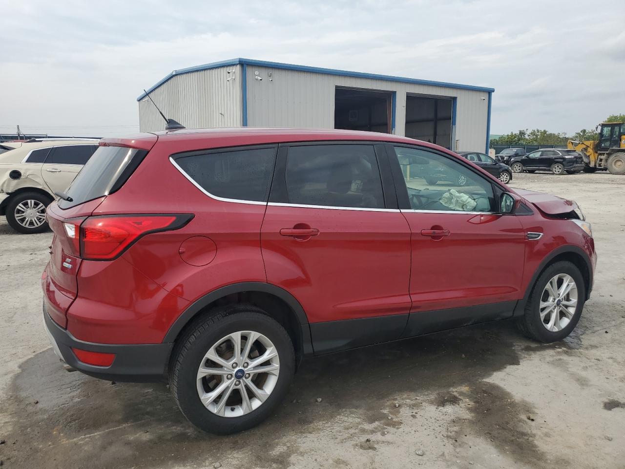 FORD ESCAPE SE 2019 red  gas 1FMCU9GD9KUB46998 photo #4