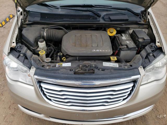 2015 CHRYSLER TOWN & COU - 2C4RC1BG0FR588012
