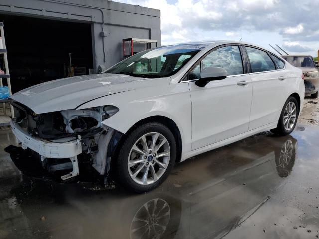 VIN 3FA6P0HD8HR293371 2017 Ford Fusion, SE no.1