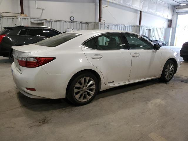 VIN JTHBW1GG8E2062692 2014 Lexus ES, 300H no.3