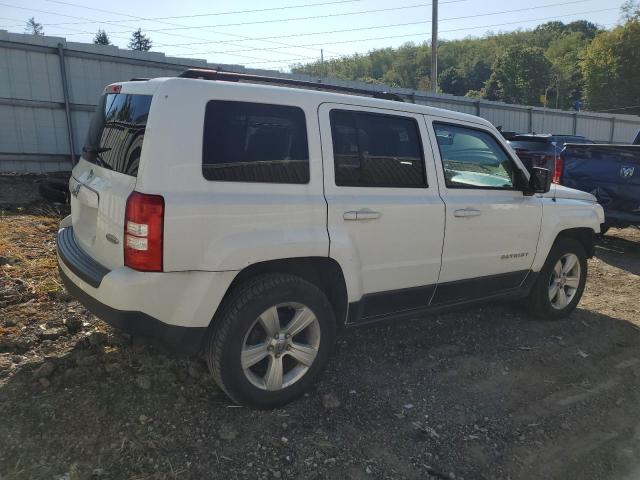 VIN 1C4NJRFB2ED846341 2014 Jeep Patriot, Latitude no.3