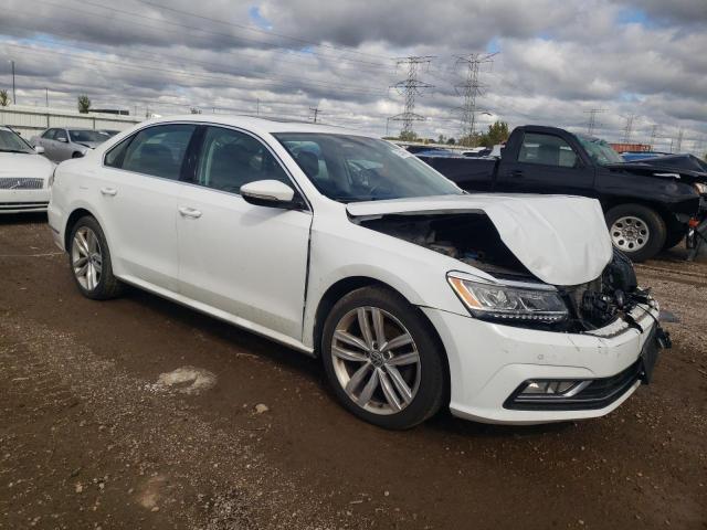 2018 VOLKSWAGEN PASSAT SE - 1VWBA7A35JC013749