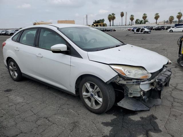 VIN 1FADP3F20EL432753 2014 Ford Focus, SE no.4