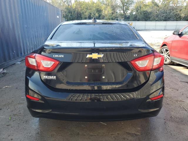 2018 CHEVROLET CRUZE LT - 1G1BE5SM2J7170384