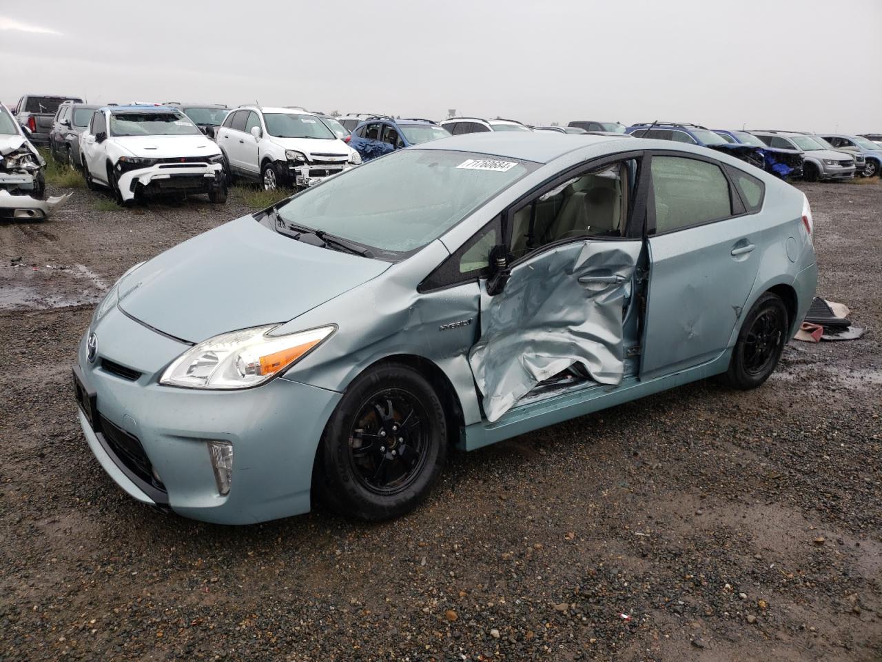 Lot #2886448932 2015 TOYOTA PRIUS