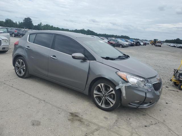 VIN KNAFX5A88G5587839 2016 KIA Forte, EX no.4