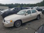 LINCOLN TOWN CAR C photo