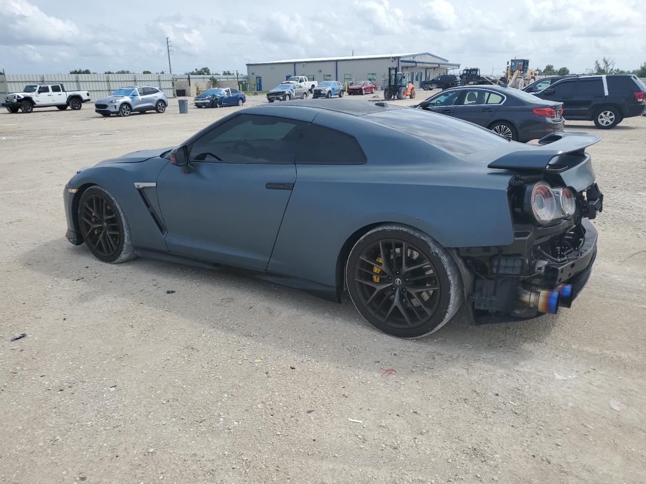 Lot #2862473461 2017 NISSAN GT-R PREMI