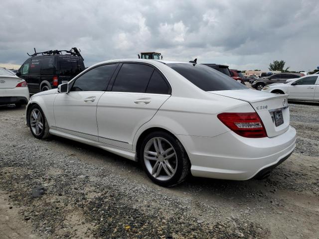 VIN WDDGF4HB0DR281332 2013 Mercedes-Benz C-Class, 250 no.2