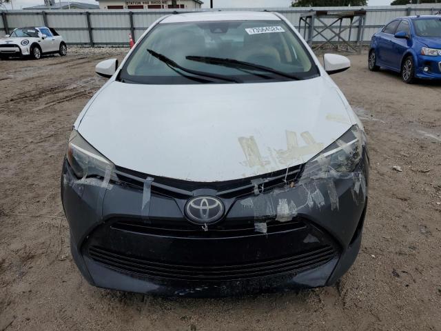 VIN 5YFBURHE1JP836666 2018 Toyota Corolla, L no.5