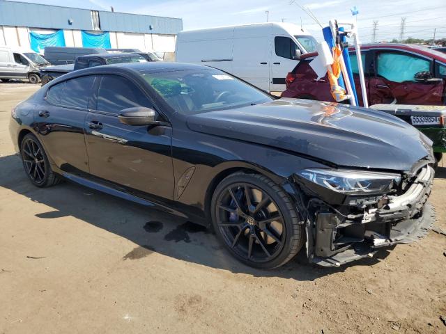 VIN WBAGV8C03NCH58172 2022 BMW M8 no.4