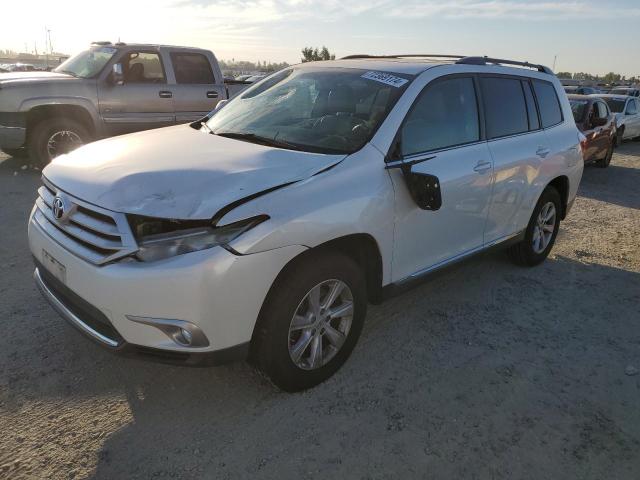 TOYOTA HIGHLANDER 2012 white  gas 5TDBK3EH4CS114667 photo #1