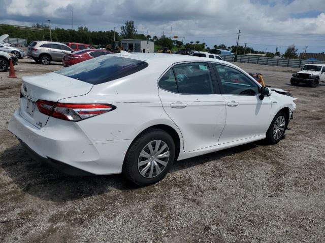 VIN 4T1C31AK6LU523171 2020 Toyota Camry, LE no.3