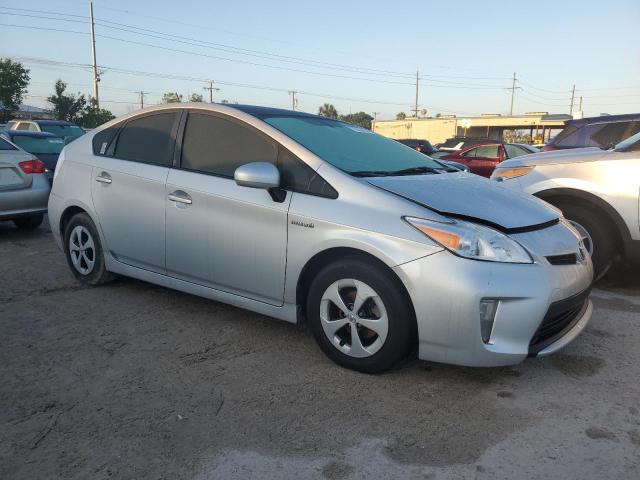 VIN JTDKN3DU6E1860589 2014 Toyota Prius no.4