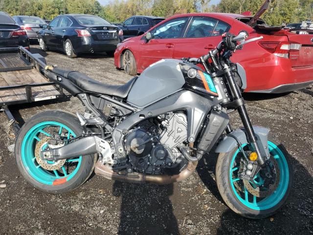 YAMAHA MT09 2022 gray  gas JYARN71E7NA002031 photo #1