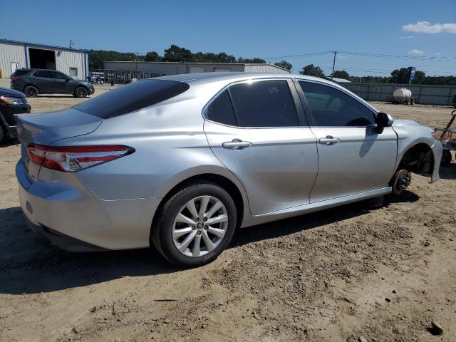 4T1B11HK5JU075462 Toyota Camry L 2018