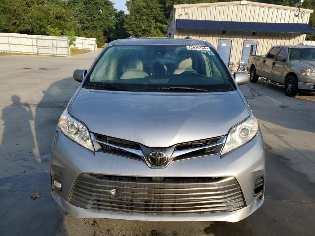 VIN 5TDYZ3DC3JS907404 2018 Toyota Sienna, Xle no.5