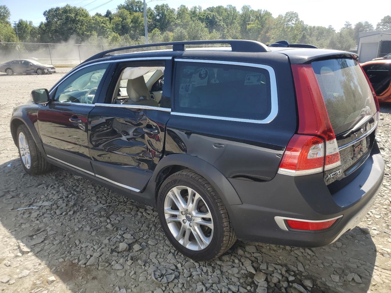 VOLVO XC70 T5 PLATINUM