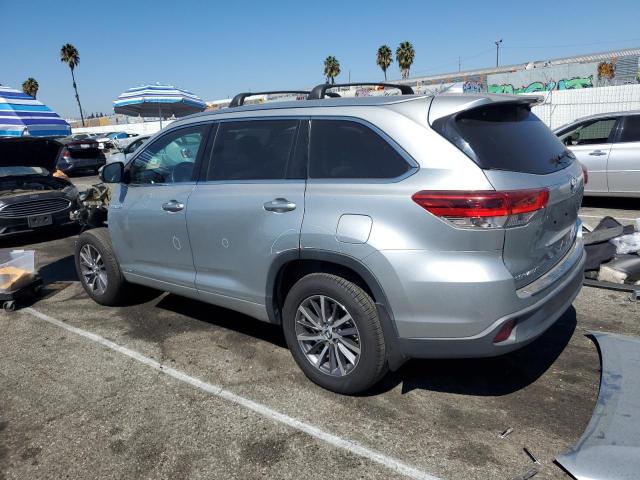 VIN 5TDJGRFH0HS034031 2017 Toyota Highlander, Hybrid no.2