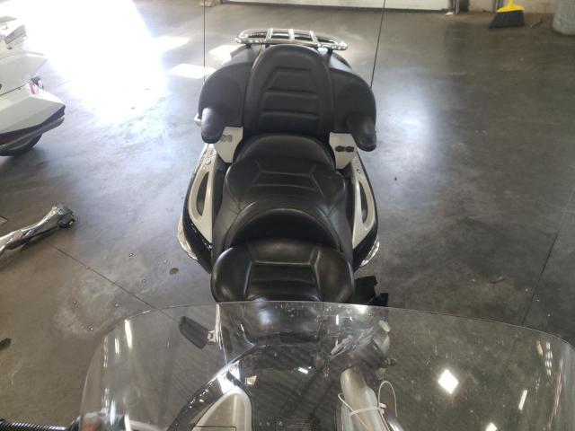 2009 BMW K1200 LT - WB10559A69ZL74757