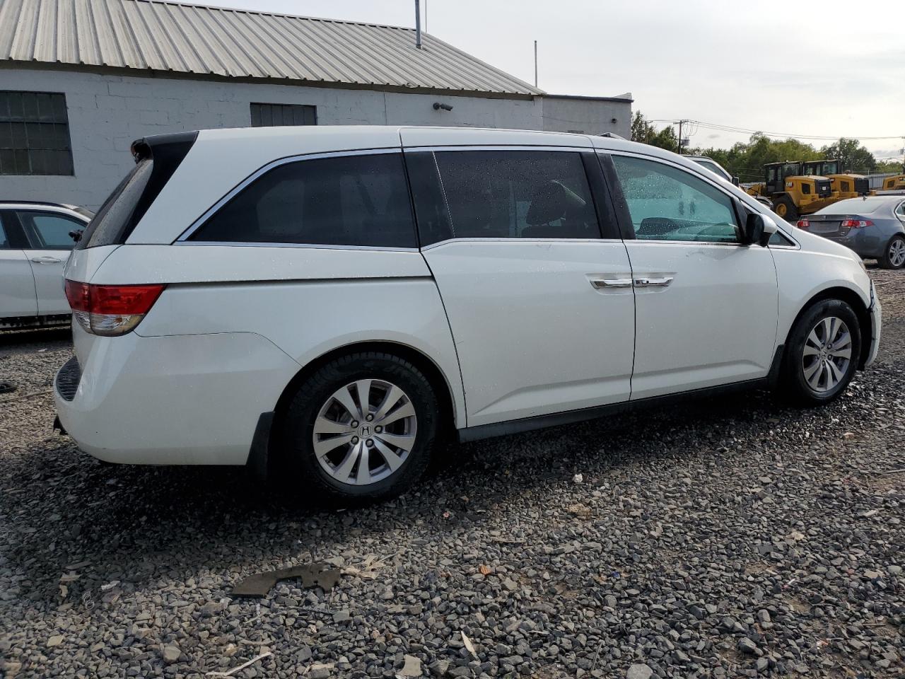 Lot #2902724213 2016 HONDA ODYSSEY EX