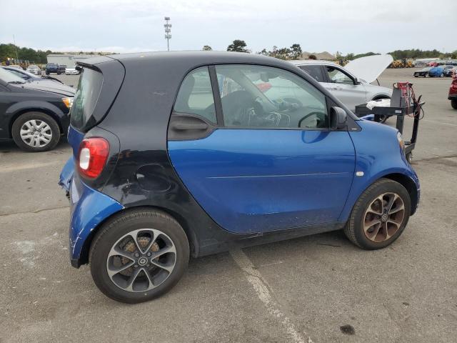 VIN WMEFJ5DA2GK055637 2016 Smart Fortwo no.3