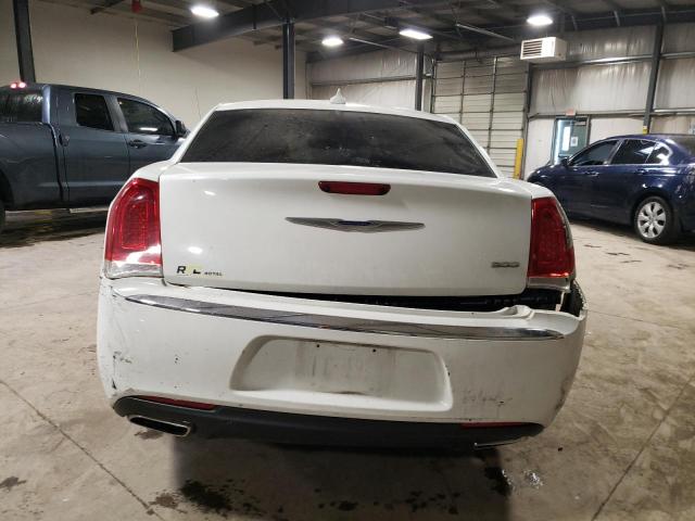 VIN 2C3CCAEG6KH528208 2019 Chrysler 300, Limited no.6