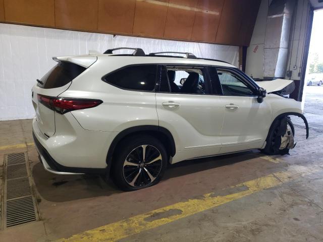 2022 TOYOTA HIGHLANDER - 5TDJZRBH4NS197633