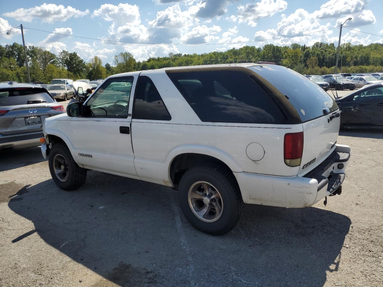 Lot #2860286038 2001 CHEVROLET BLAZER