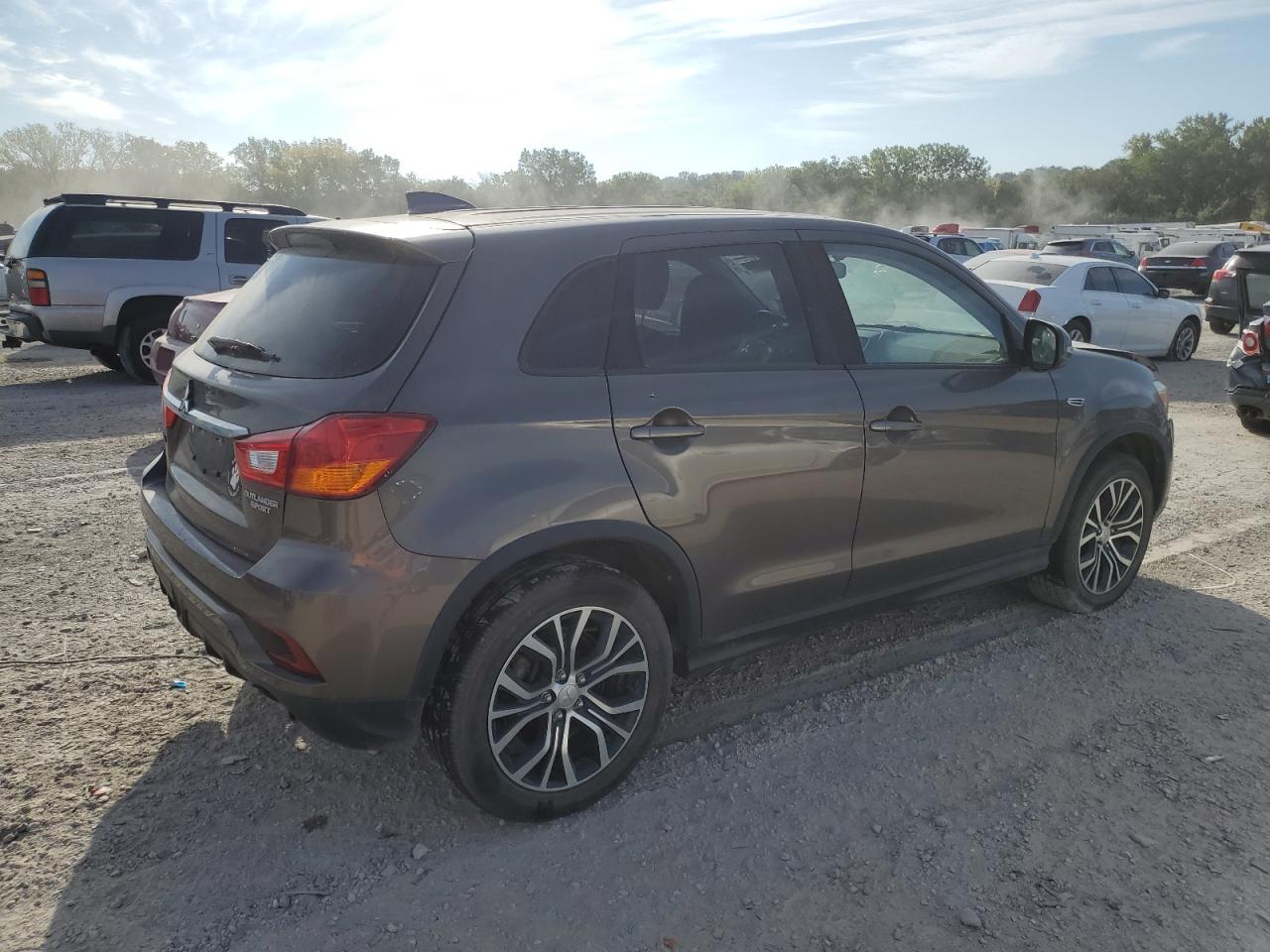 Lot #2876105739 2019 MITSUBISHI OUTLANDER