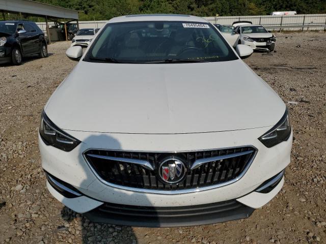 2018 BUICK REGAL ESSE W04GR6SX0J1061226