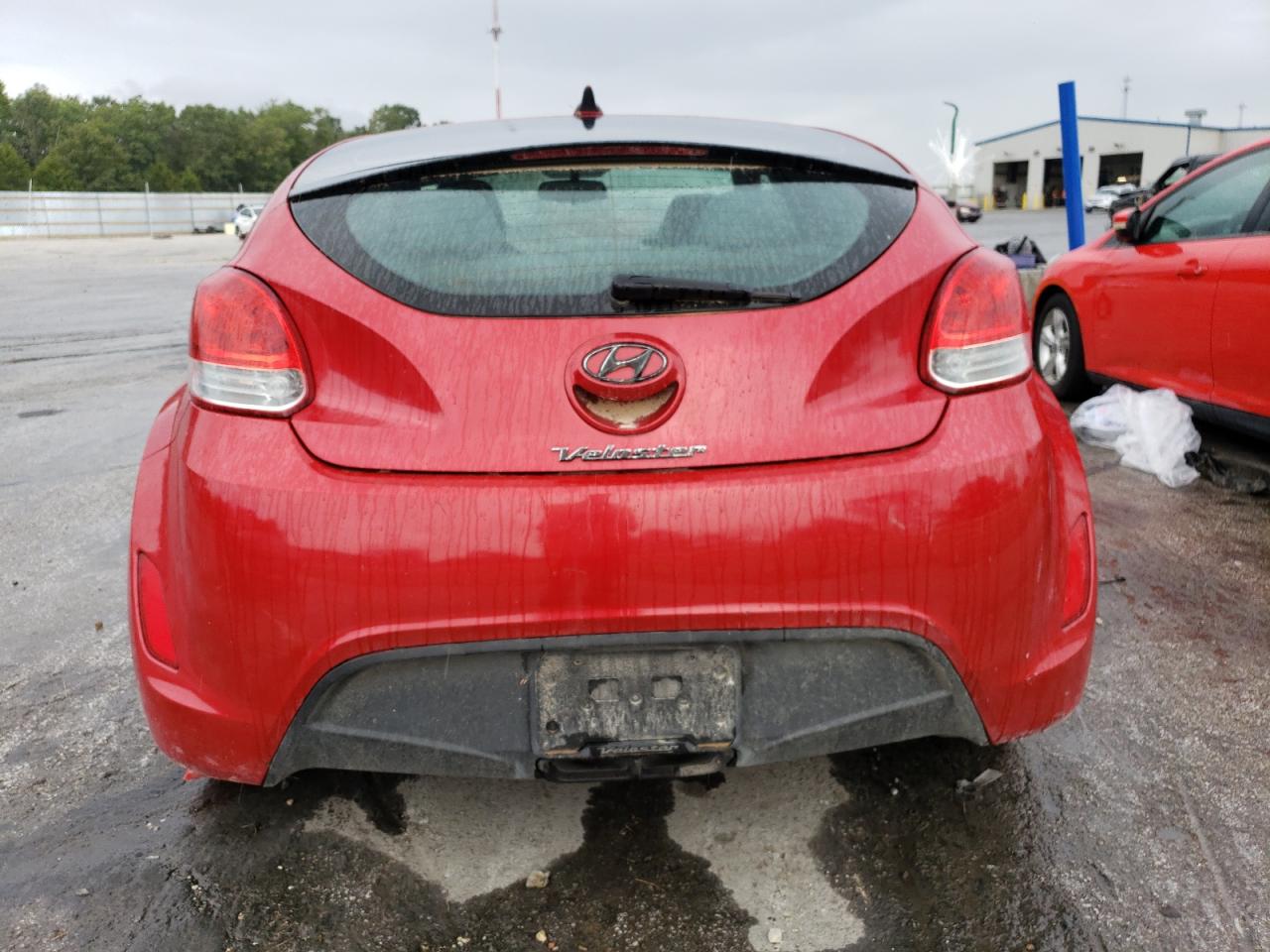 Lot #2947576800 2013 HYUNDAI VELOSTER