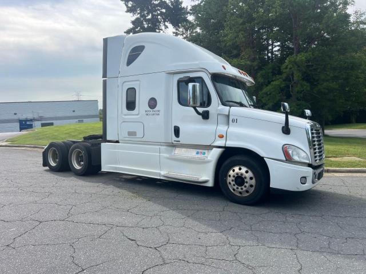 Freightliner Cascadia 2016 125" sleepercab