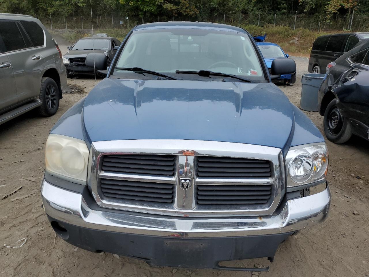 Lot #2957252462 2005 DODGE DAKOTA SLT