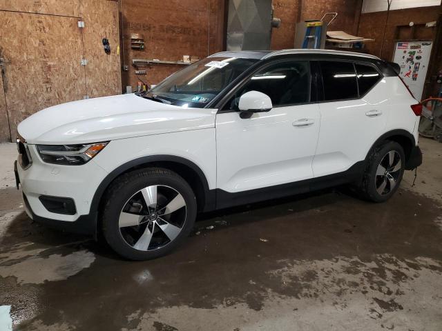 VIN YV4162UK4K2087433 2019 Volvo XC40, T5 Momentum no.1