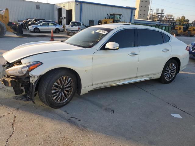 INFINITI Q70L 3.7