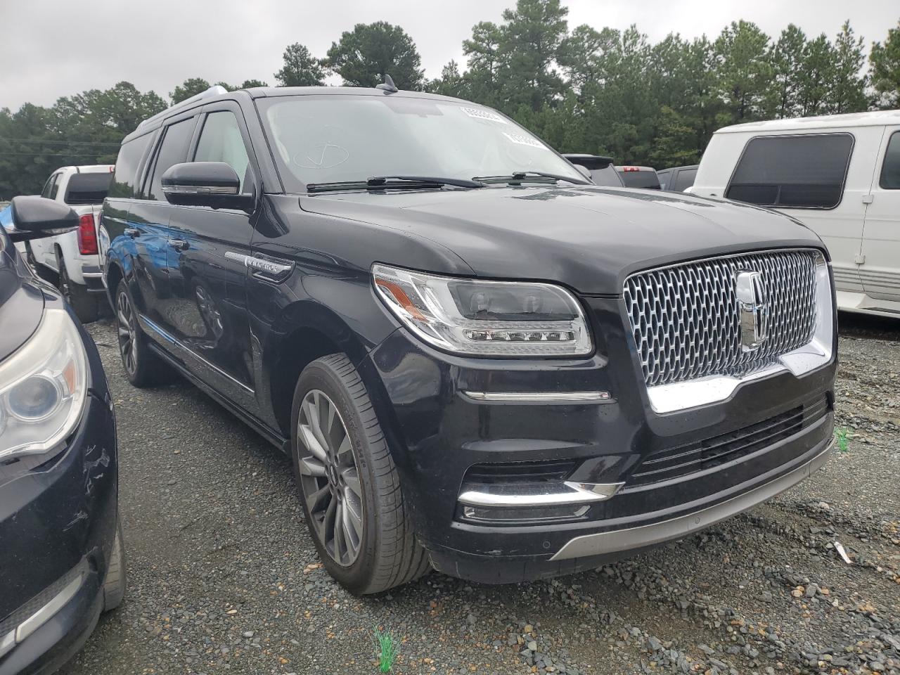 Lot #2991672097 2018 LINCOLN NAVIGATOR