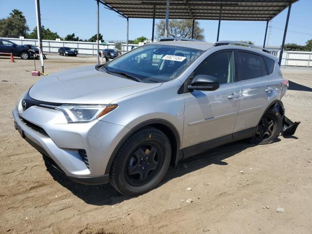 VIN JTMBFREV8JJ198922 2018 Toyota RAV4, LE no.1