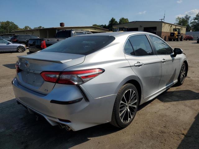 VIN 4T1B11HK0JU015427 2018 Toyota Camry, L no.3