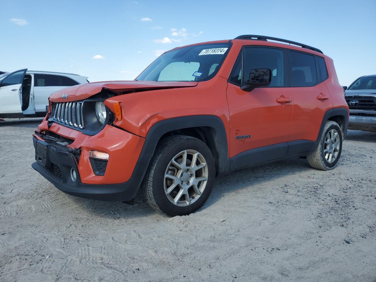  Salvage Jeep Renegade