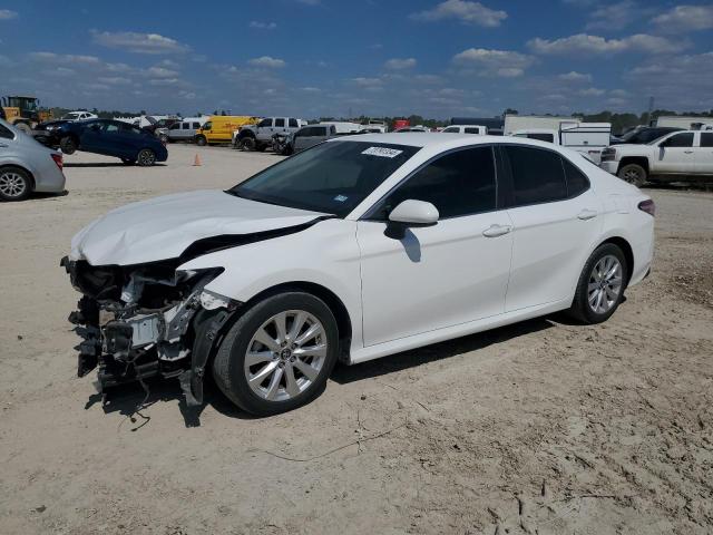 2018 TOYOTA CAMRY L - 4T1B11HK9JU519572