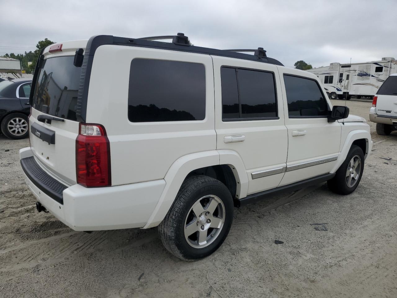 Lot #2869563809 2010 JEEP COMMANDER