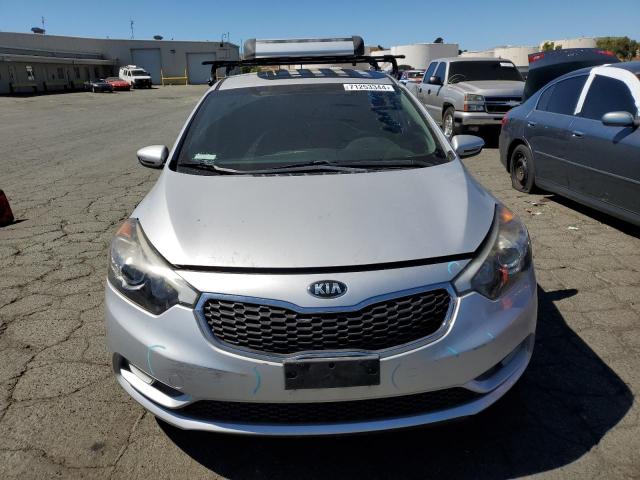 VIN KNAFK5A8XG5598548 2016 KIA Forte, LX no.5