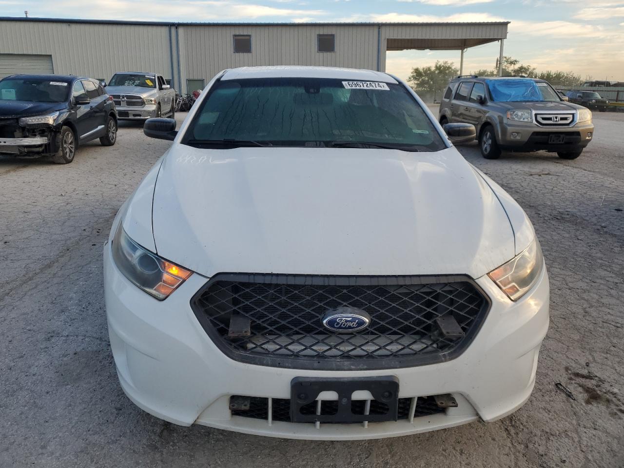 Lot #2809342921 2015 FORD TAURUS POL