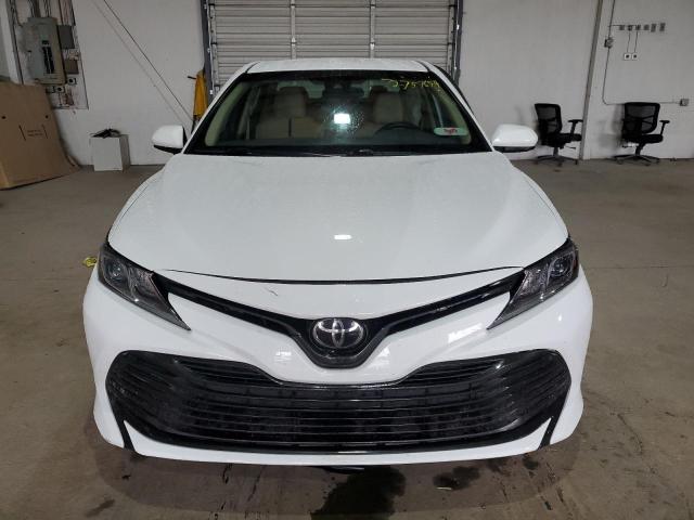 2018 TOYOTA CAMRY L - 4T1B11HK1JU563047