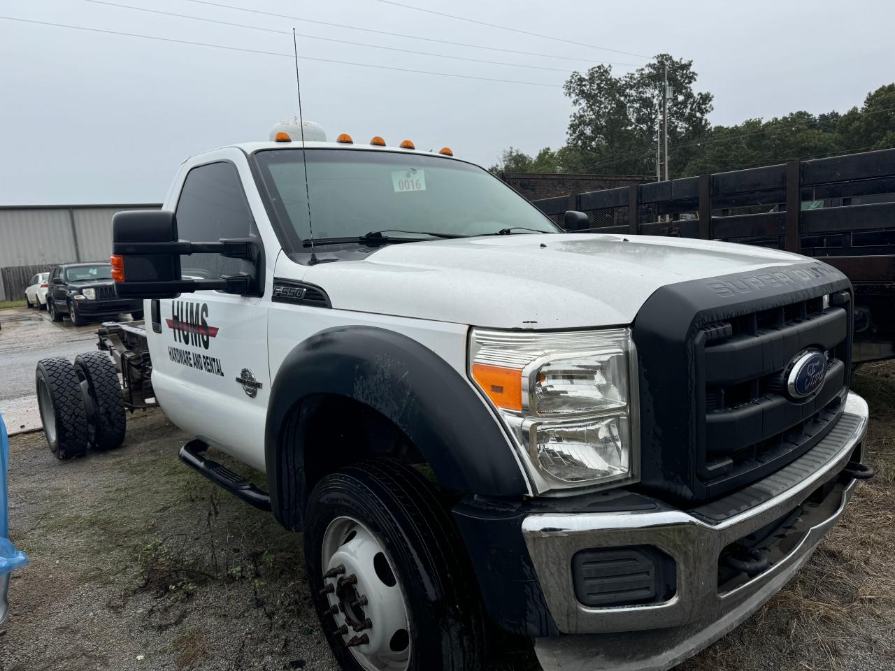 FORD F550 SUPER 2014 white chassis diesel 1FDUF5HT8EEB68583 photo #1